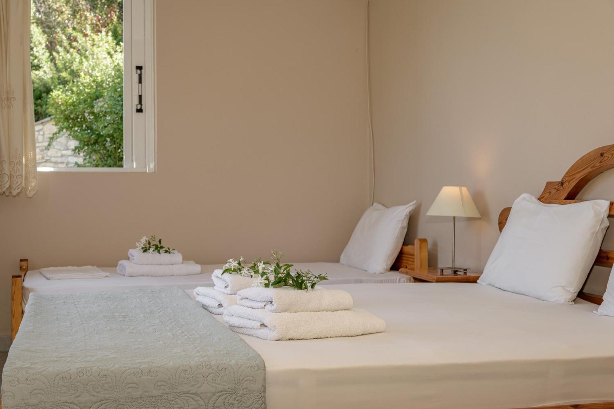 Villa Mare Studios Skinaria Ngoại thất bức ảnh